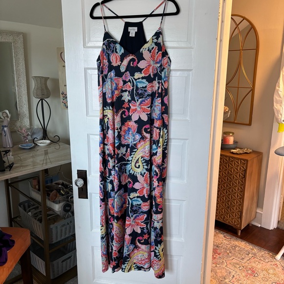 Nicole Miller Dresses & Skirts - Nicole Miller Dark Blue Floral Dress